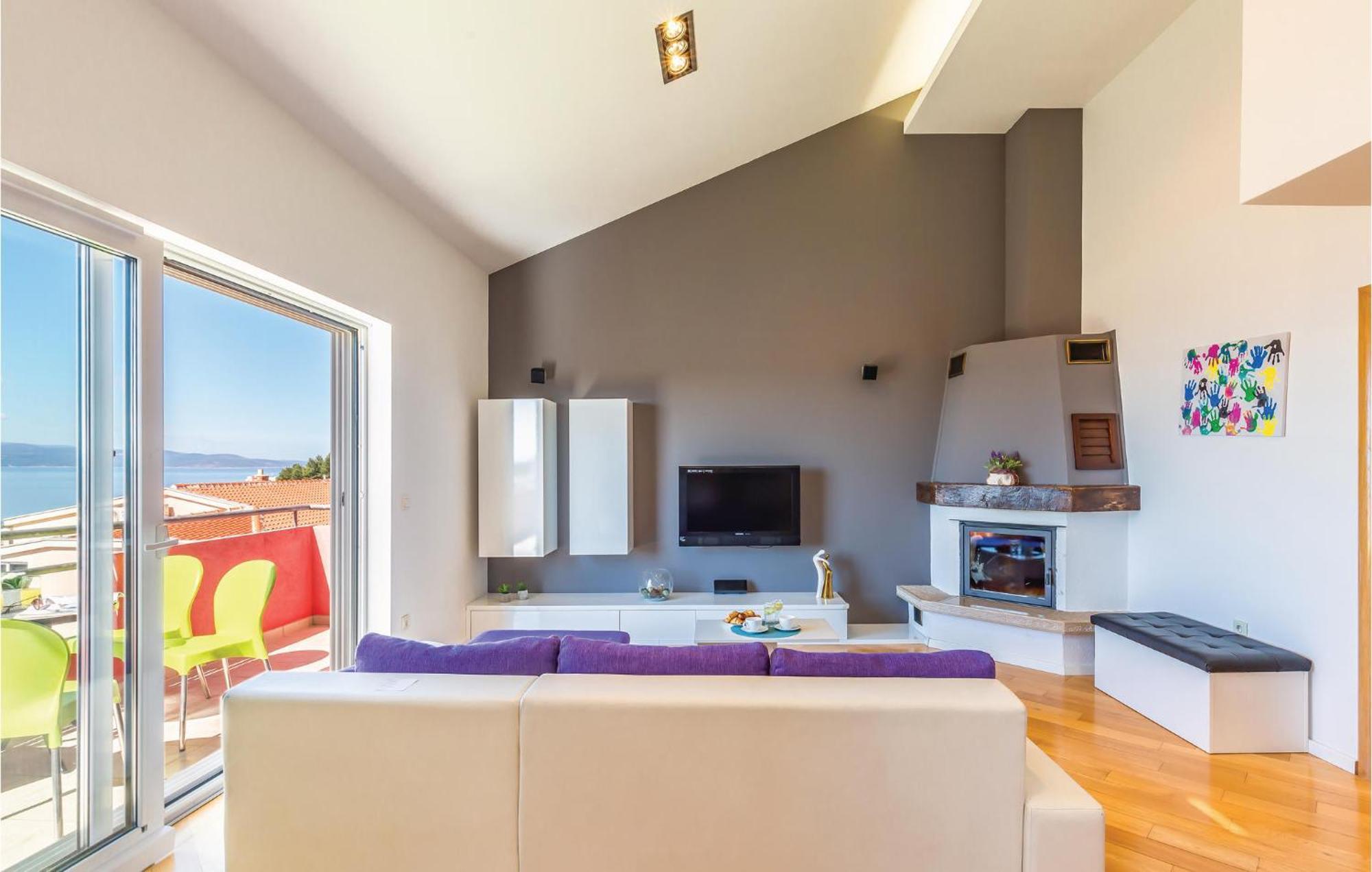 Lovely Apartment In Makarska With Kitchenette מראה חיצוני תמונה